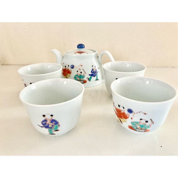 Chinese Tea Set White Porcelain Ceramic 5 PC Clowns Musicians Unique - Picture 2 of 8